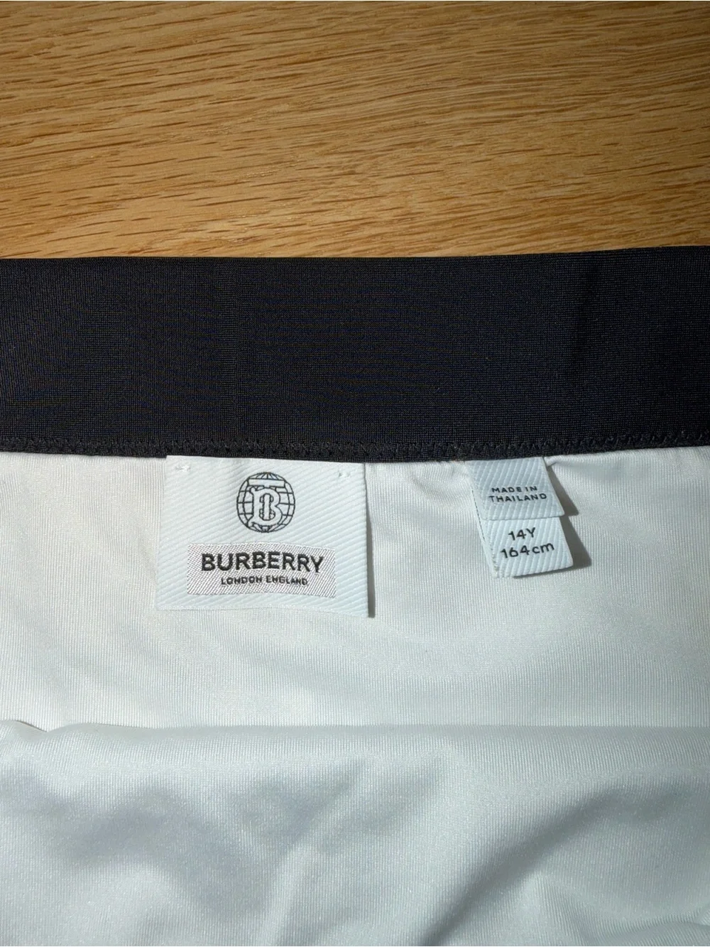 Skirt Subcategory Identification